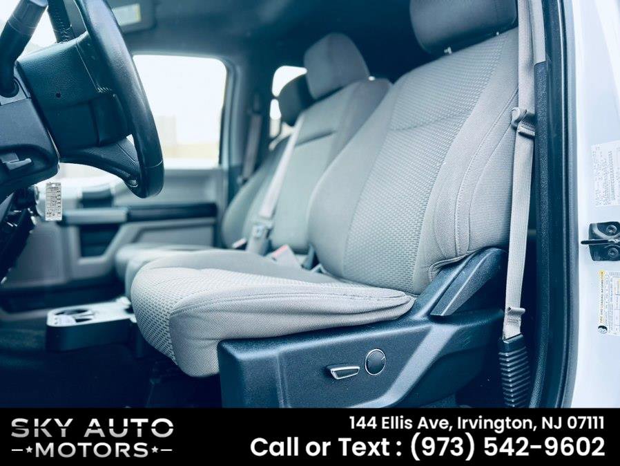 Used 2017 Ford F150 XLT w/ Equipment Group 301A Mid AWD/4WD image 19