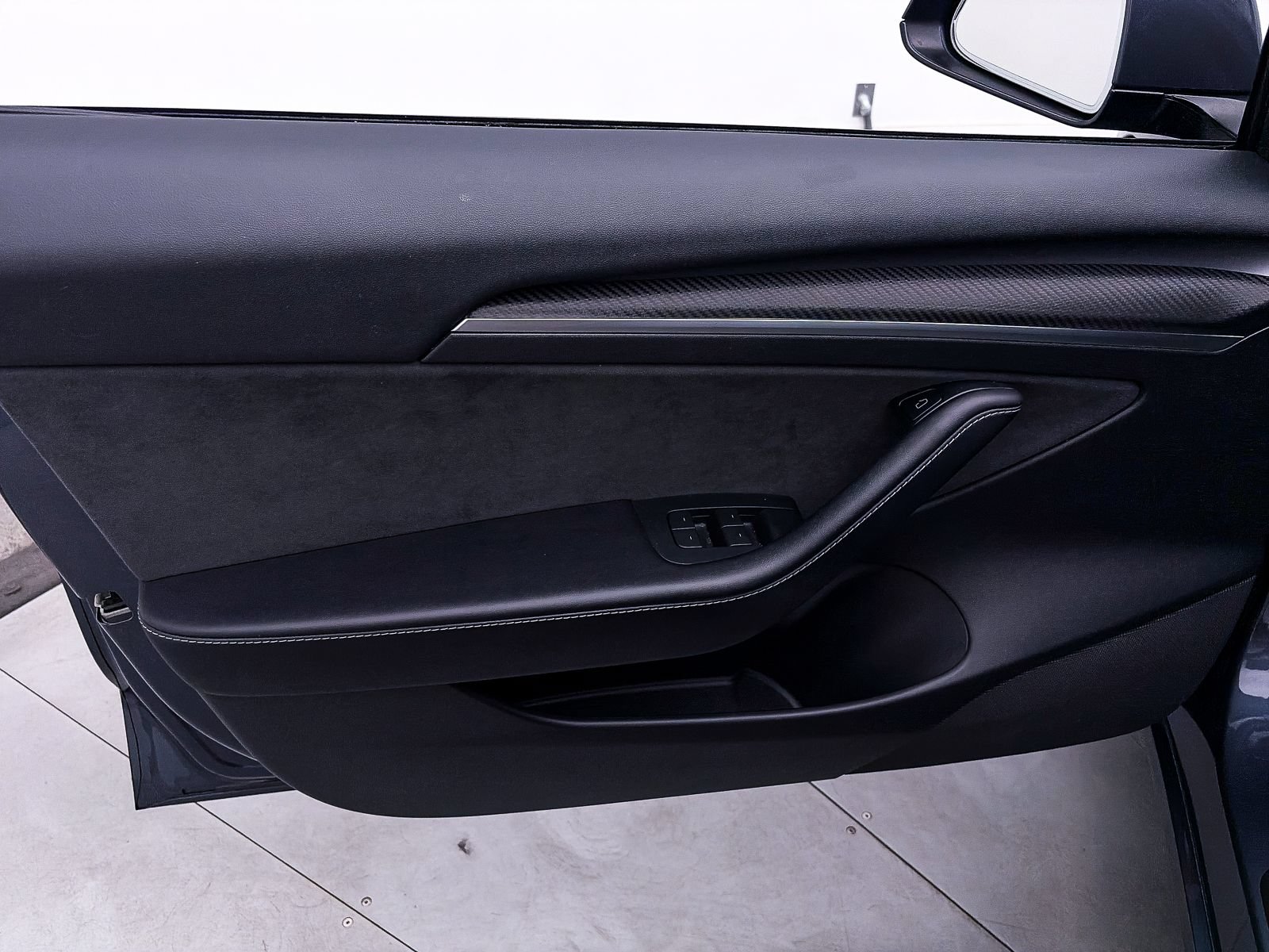 Used 2023 Tesla Model 3 Standard Range RWD image 16