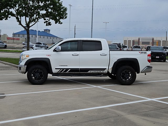 Used 2016 Toyota Tundra SR5 w/ SR5 Upgrade Package RWD image 8