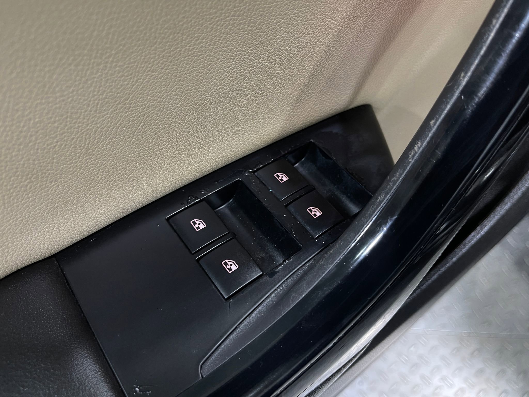 Used 2016 Buick Cascada Premium image 14