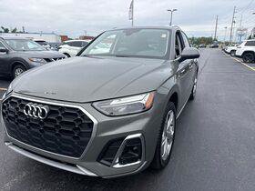 Used 2023 Audi Q5 2.0T Premium Plus w/ Premium Plus Package AWD/4WD image 3