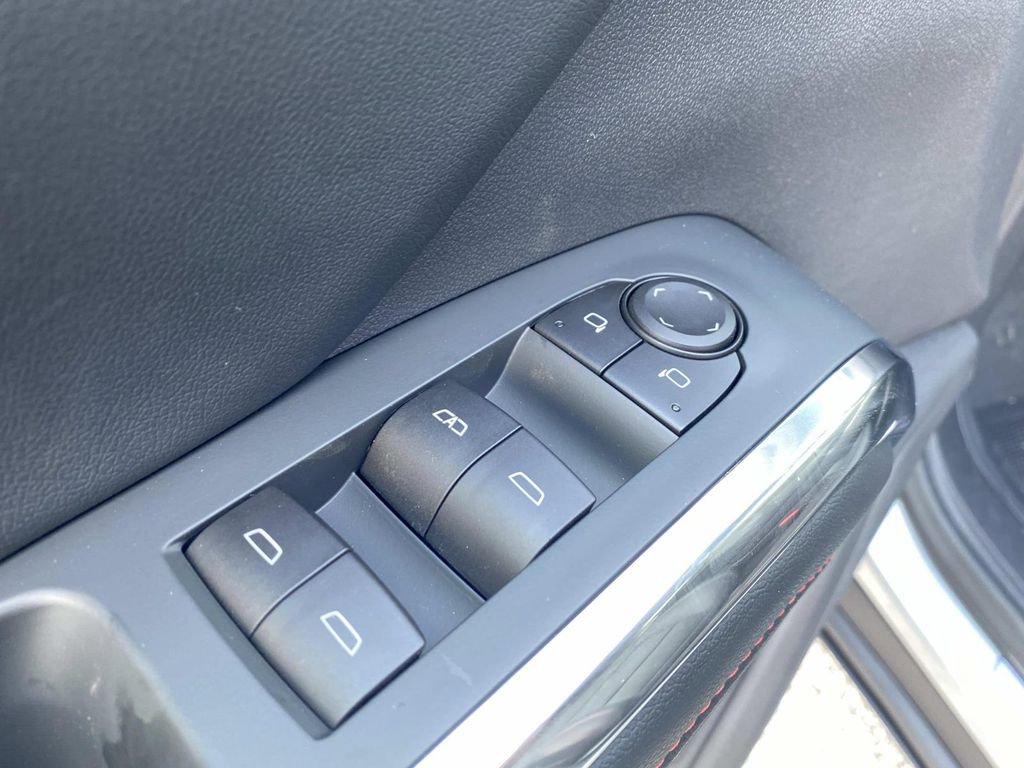 New 2026 Chevrolet Traverse Z71 w/ Driver Confidence Package image 16