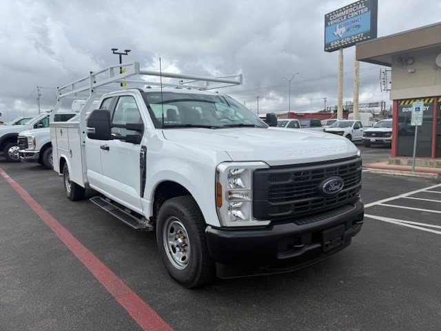 New 2026 Ford F250 XL RWD image 4