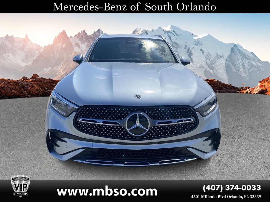 Used 2023 Mercedes-Benz GLC 300 w/ AMG Line image 18