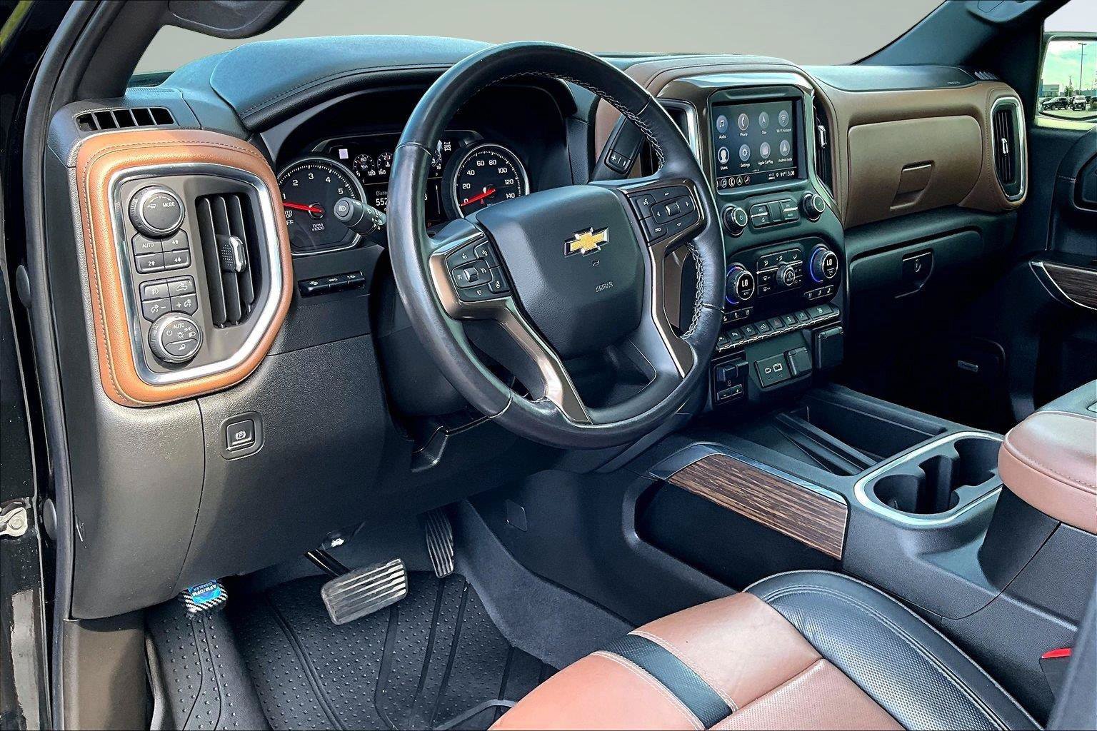 Used 2021 Chevrolet Silverado 1500 High Country AWD/4WD image 15