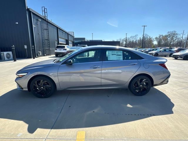 New 2026 Hyundai Elantra SEL Sport image 7