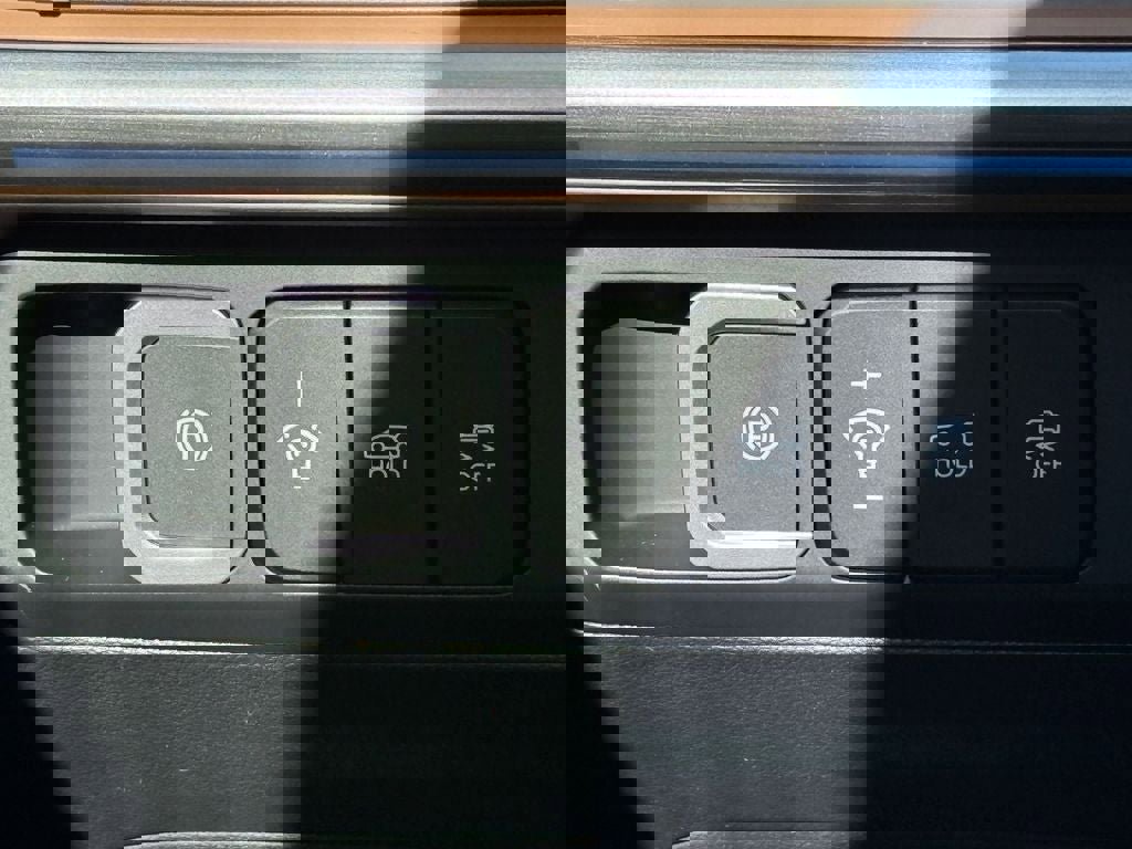 New 2026 Hyundai Santa Fe Limited AWD/4WD image 17