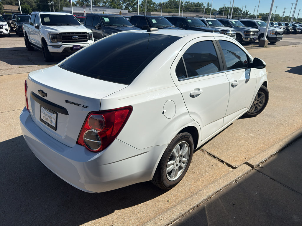 Used 2015 Chevrolet Sonic LT FWD image 6