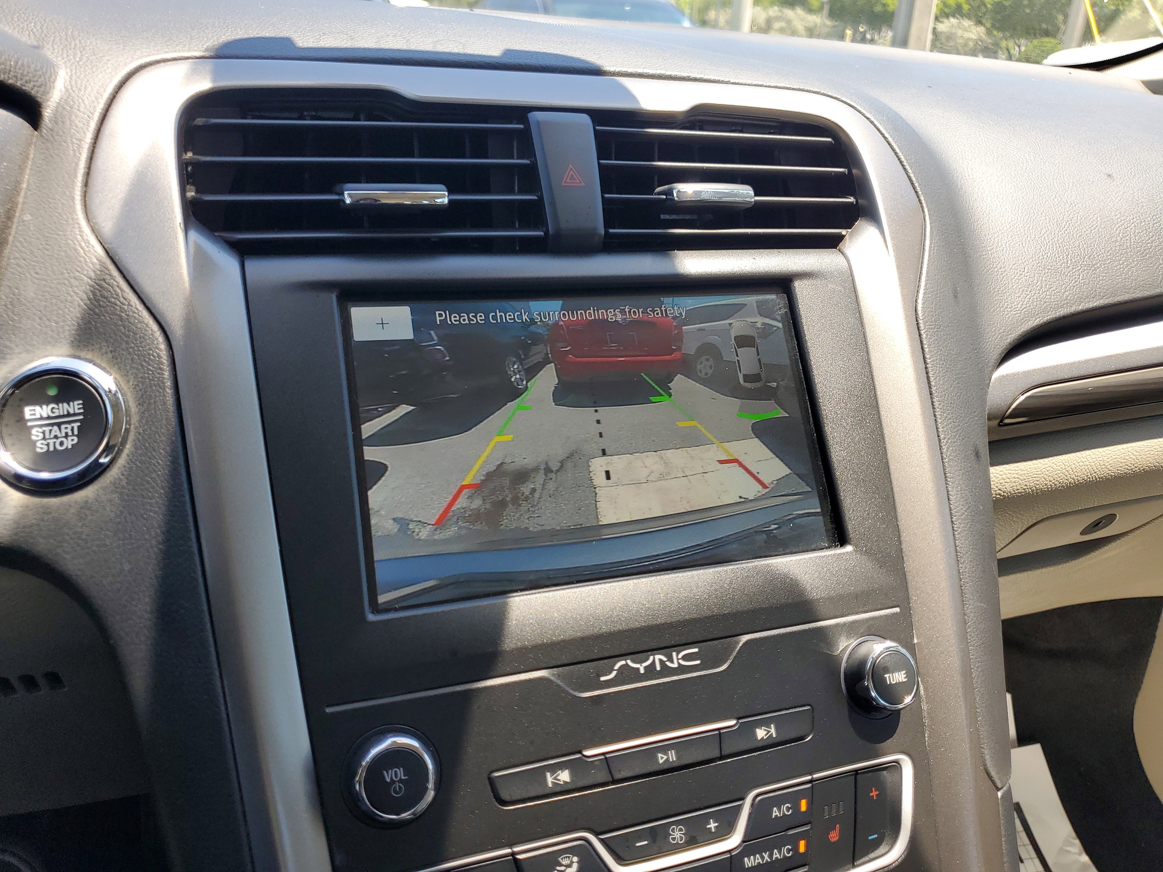 Used 2020 Ford Fusion SEL image 20