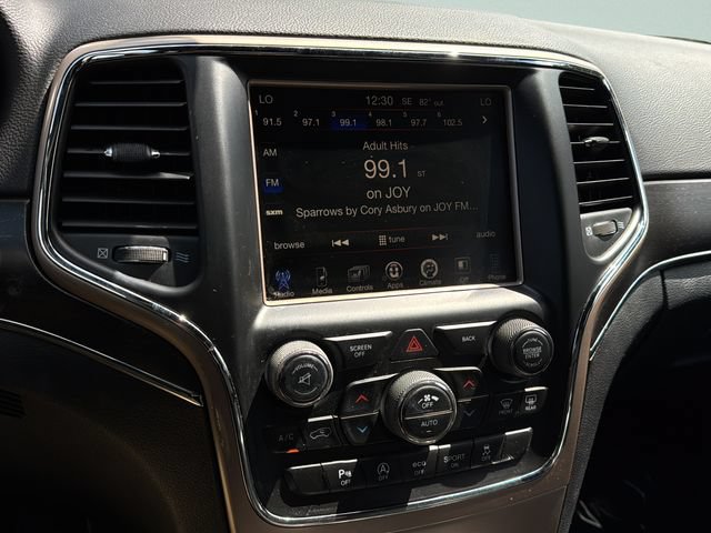 Used 2017 Jeep Grand Cherokee Limited AWD/4WD image 28