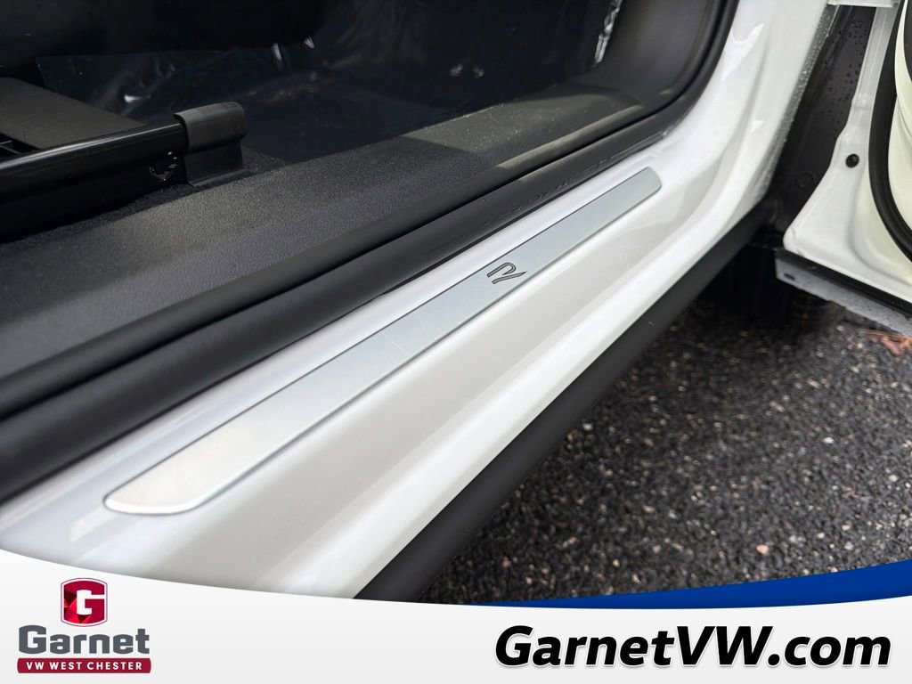 New 2026 Volkswagen Tiguan SEL R-Line image 37