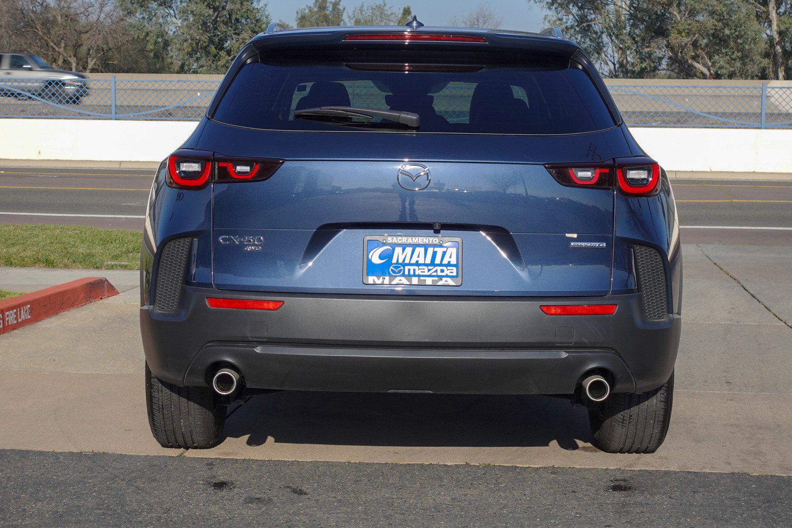 Certified 2025 MAZDA CX-50 AWD 2.5 S w/ Premium Package image 6