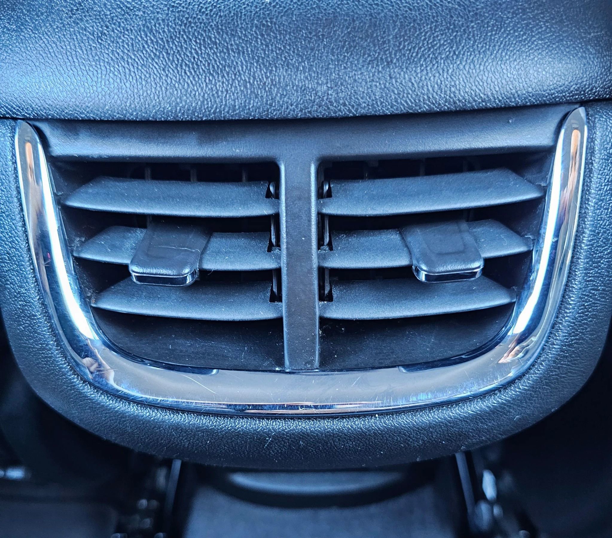 Used 2022 Chevrolet Malibu LT image 13