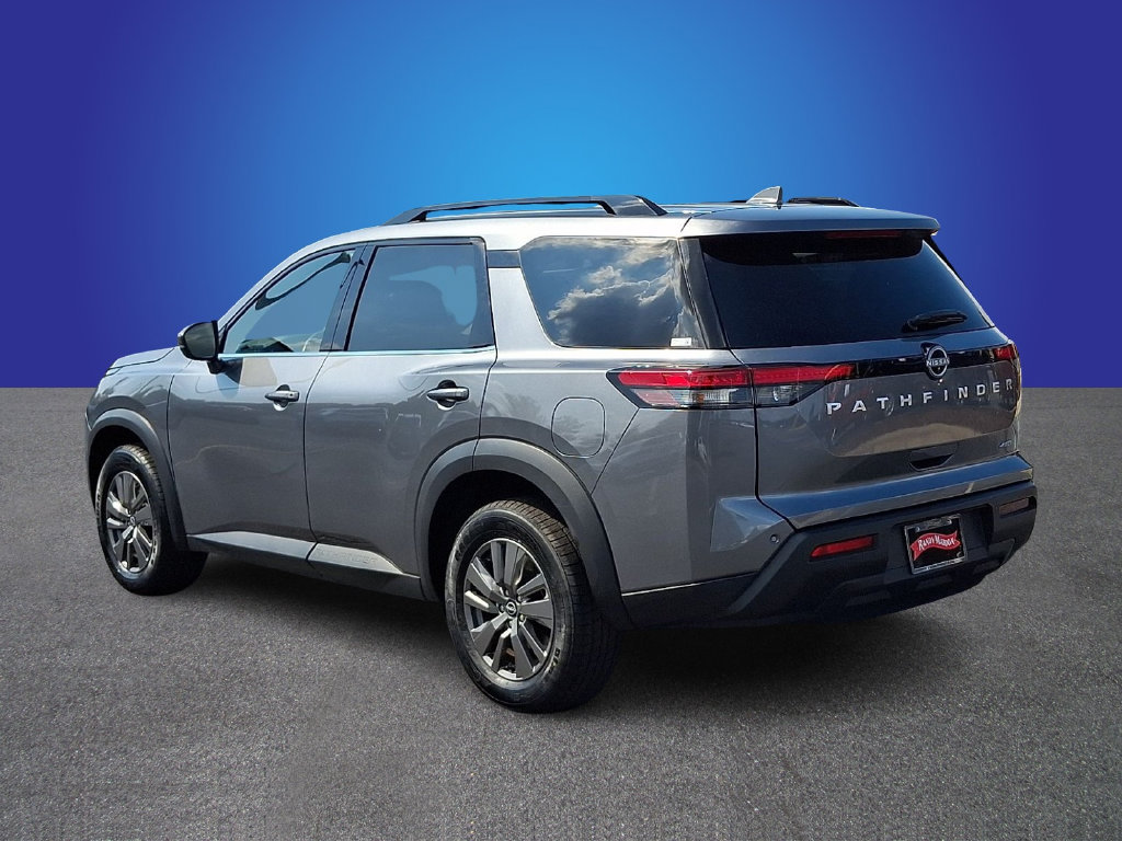 Used 2025 Nissan Pathfinder SV AWD/4WD image 6