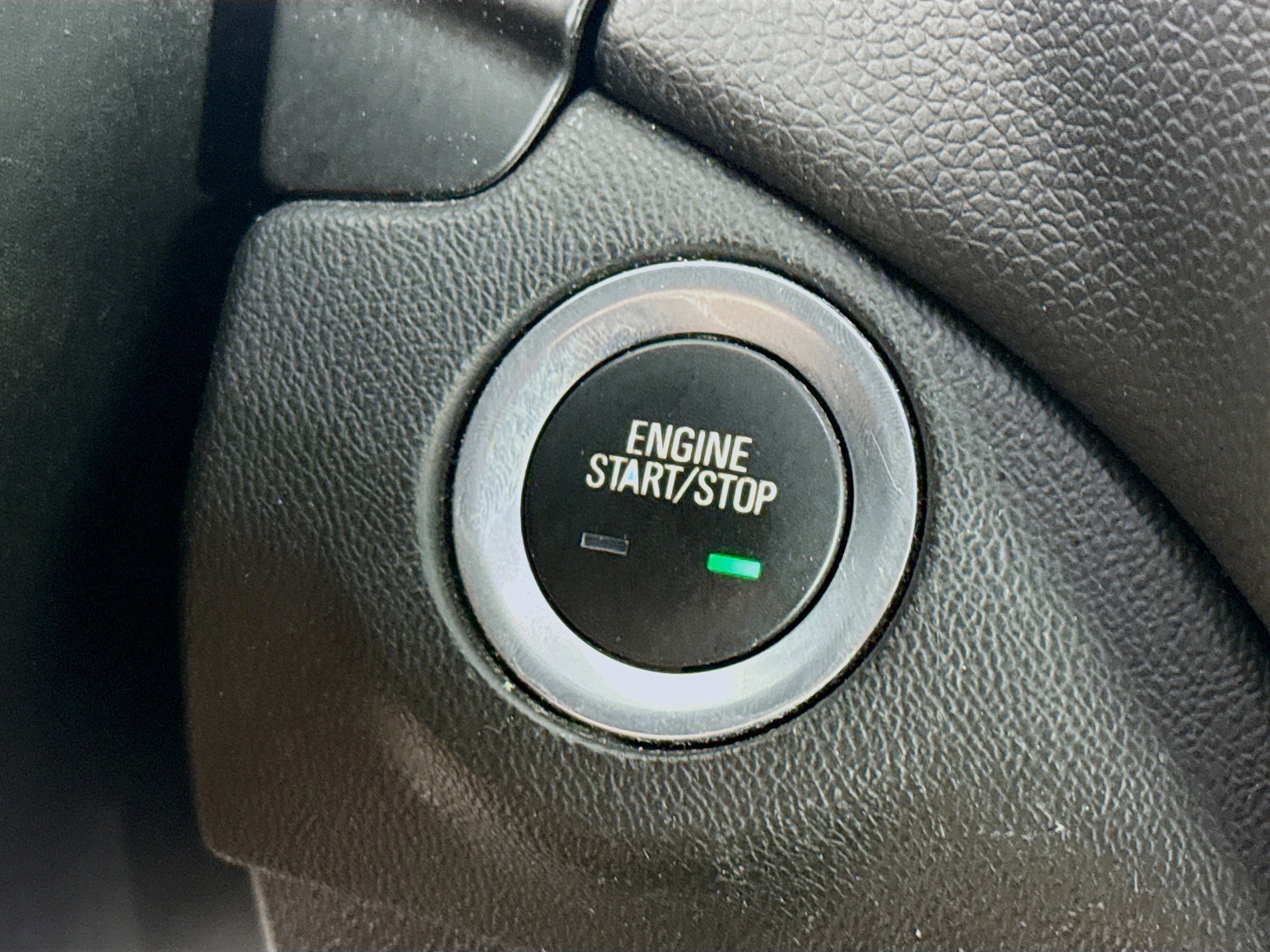 Used 2018 Chevrolet Equinox LT w/ Sun & Infotainment Package FWD image 21