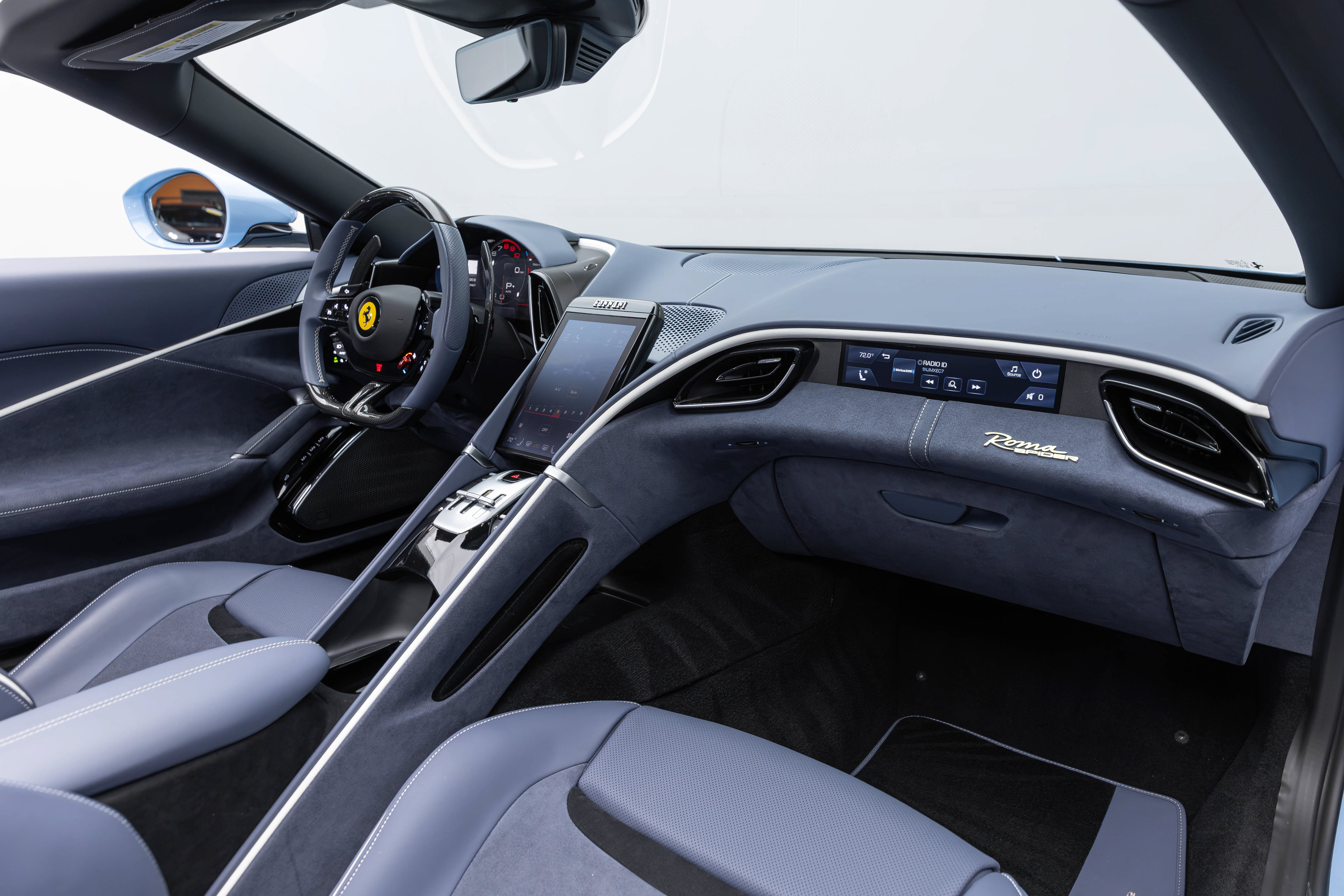 Certified 2025 Ferrari Roma Spider RWD image 41