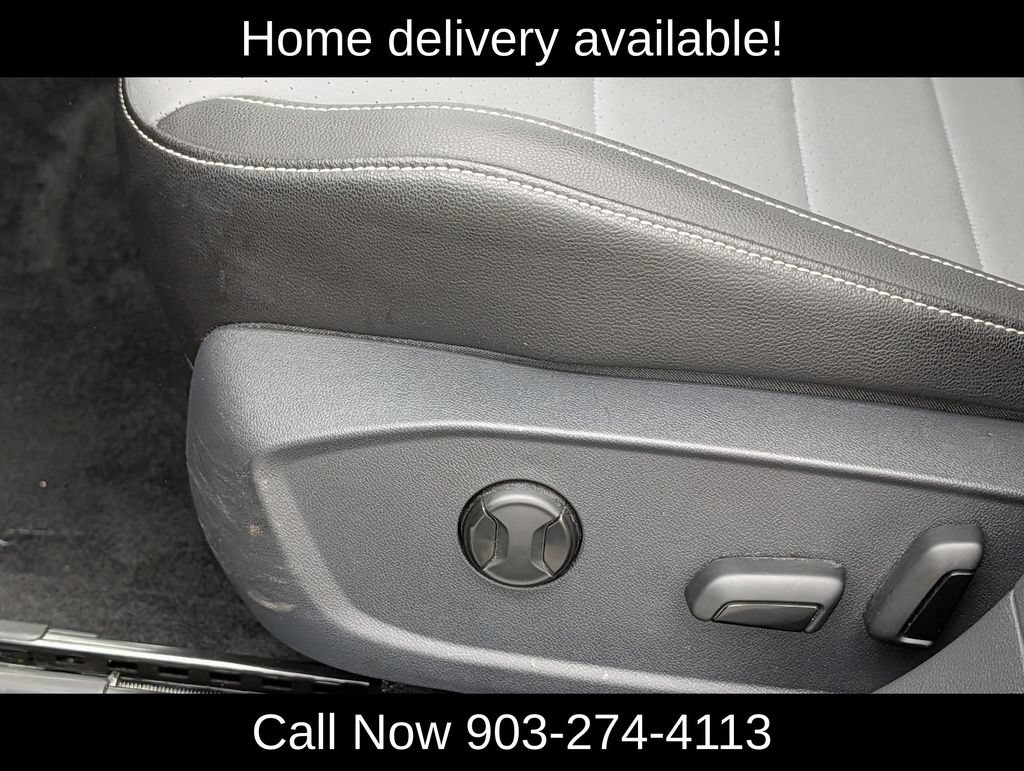 Used 2026 Volkswagen Jetta SE FWD image 26