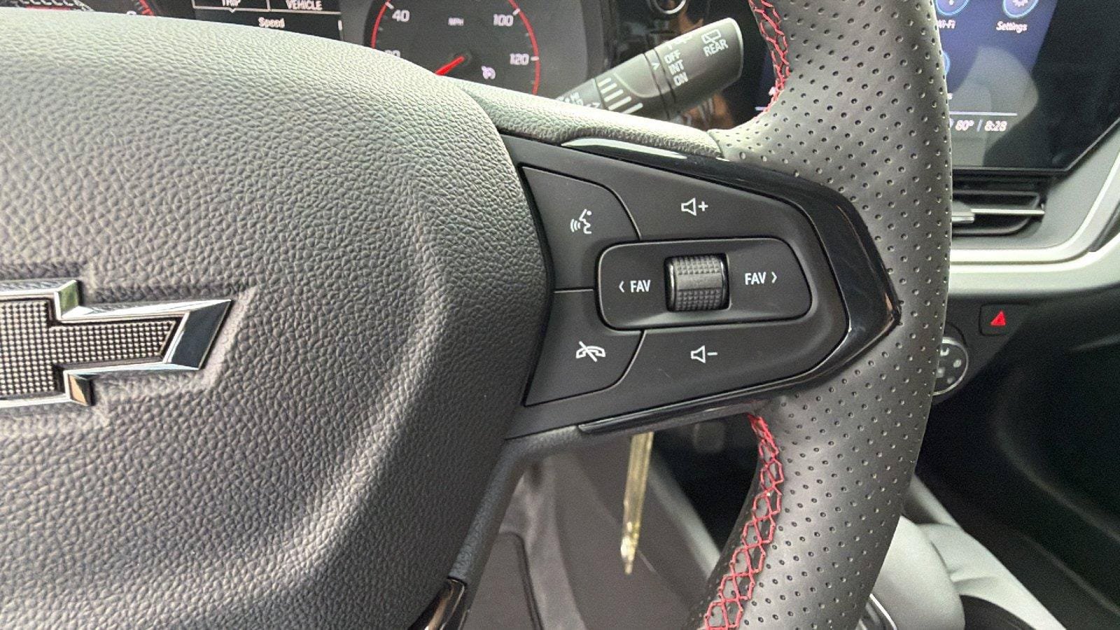 New 2026 Chevrolet Trax RS w/ Sunroof Package FWD image 23