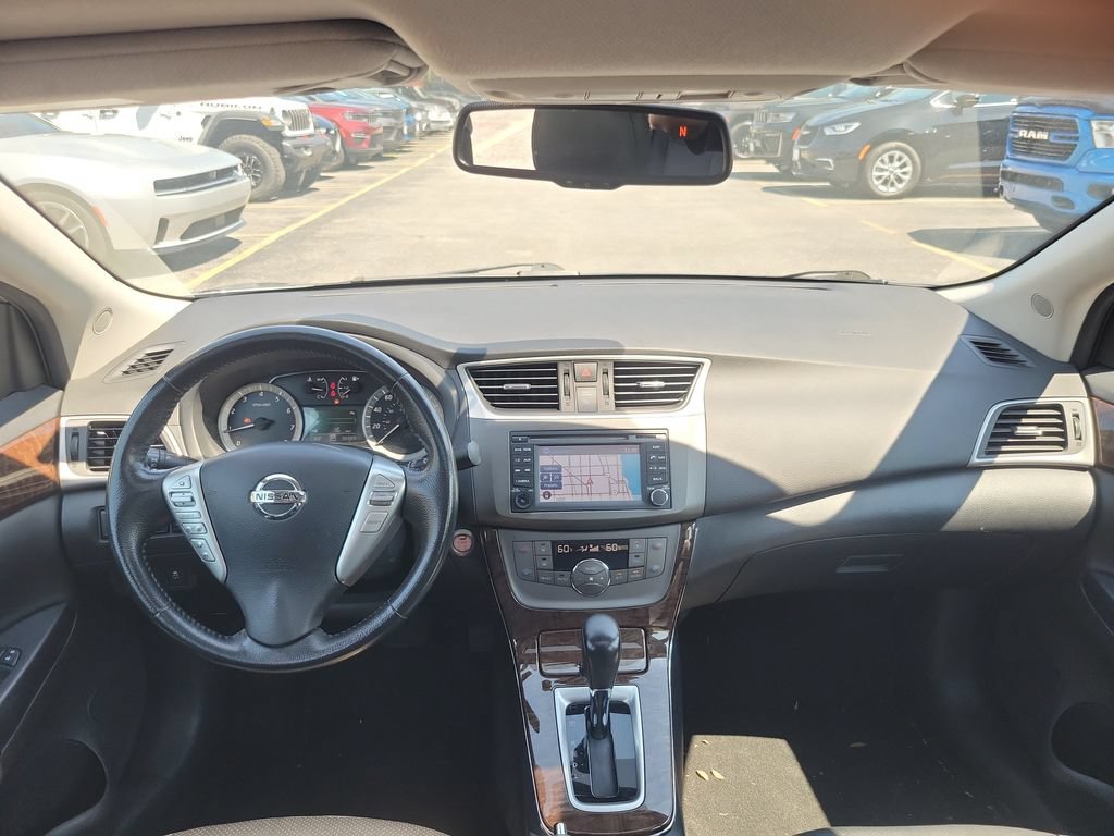 Used 2013 Nissan Sentra SL w/ Premium Pkg FWD image 13