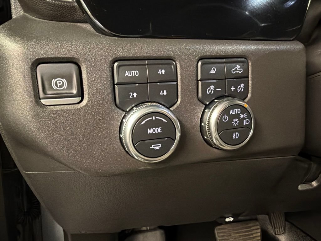 Used 2025 GMC Sierra 1500 Elevation w/ Preferred Package AWD/4WD image 23