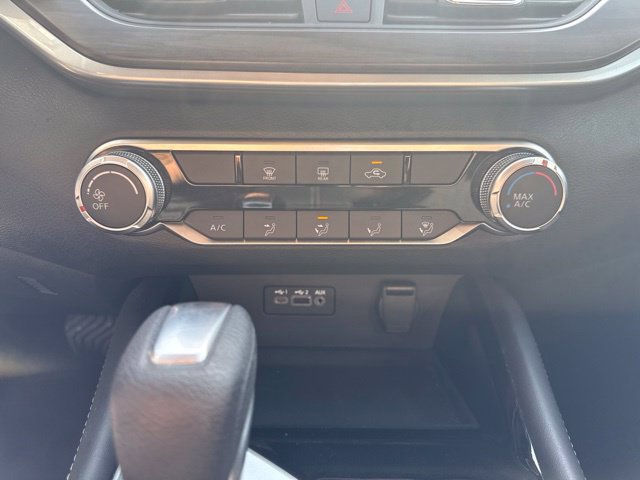 Used 2023 Nissan Altima 2.5 SV FWD image 16