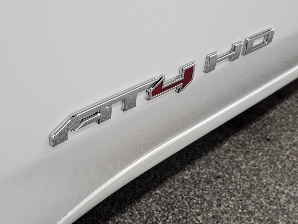Used 2026 GMC Sierra 2500 AT4 AWD/4WD image 27