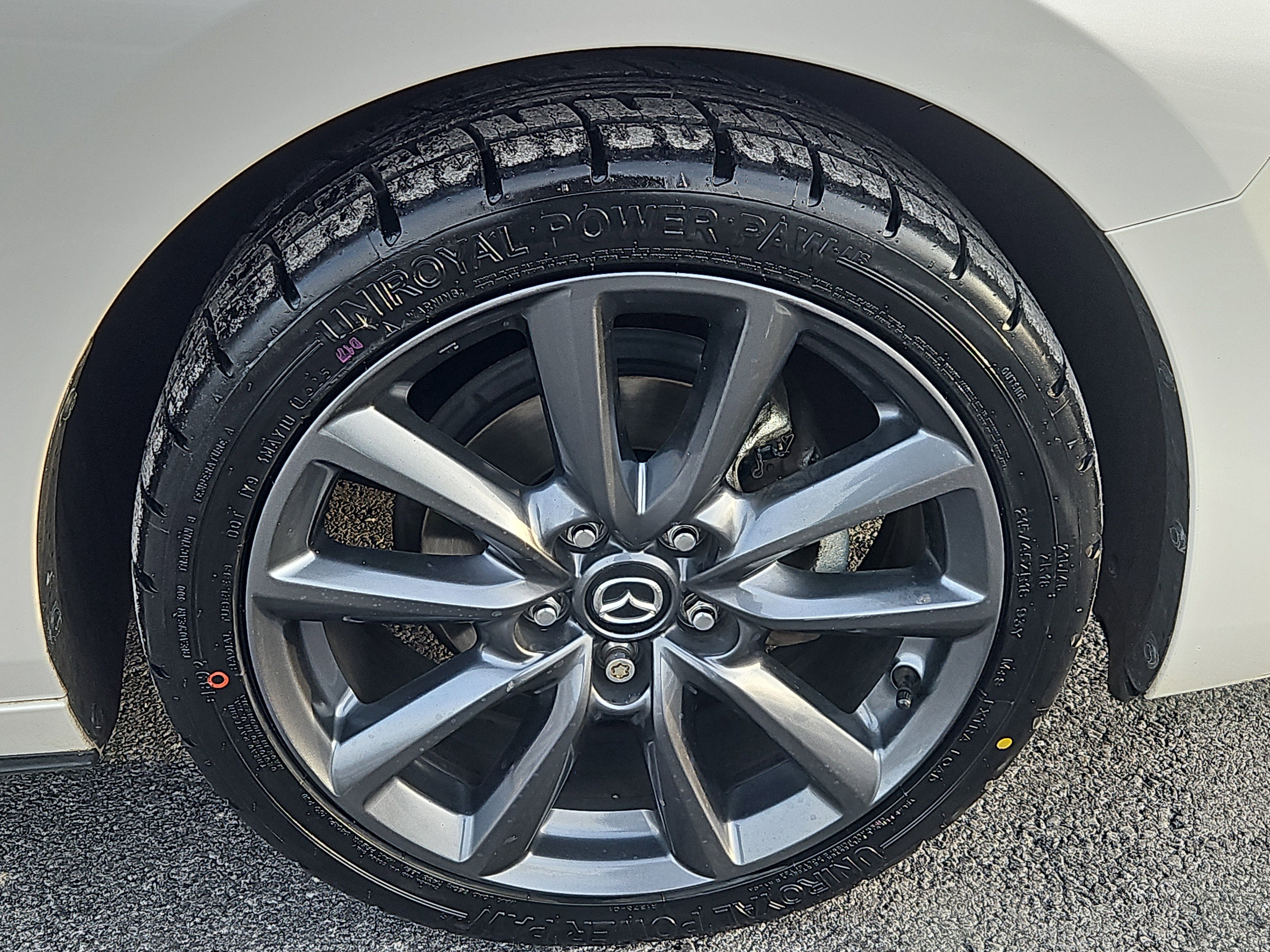 Used 2023 MAZDA MAZDA3 s image 27