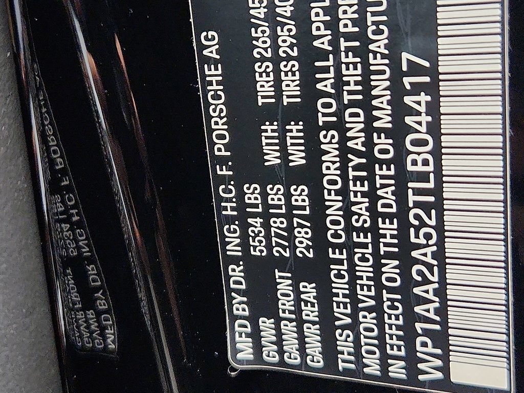 Certified 2026 Porsche Macan AWD/4WD image 28