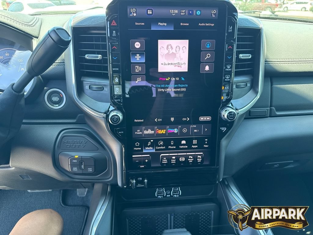 New 2026 RAM 2500 Laramie AWD/4WD image 22