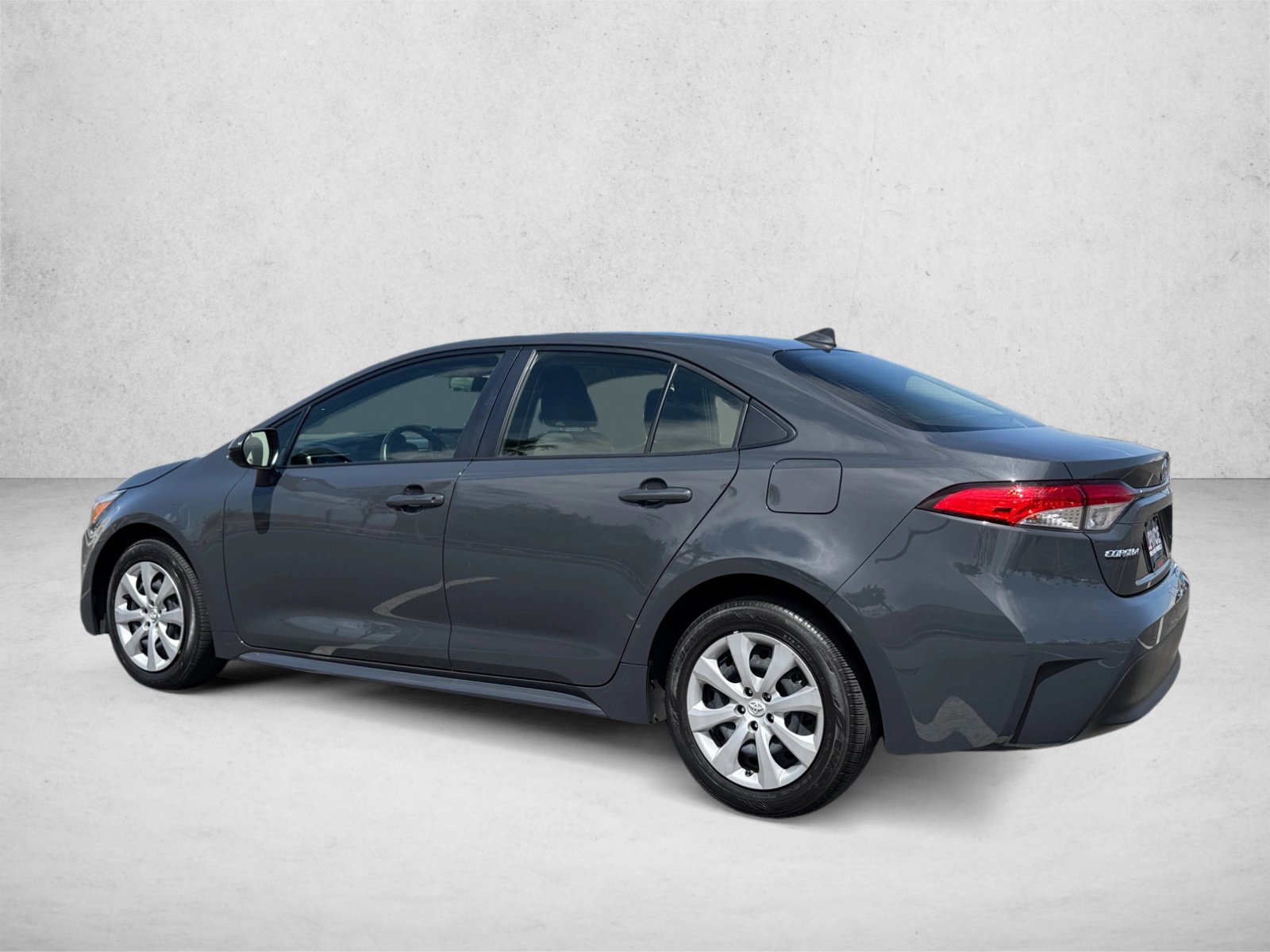 Used 2023 Toyota Corolla LE FWD image 7