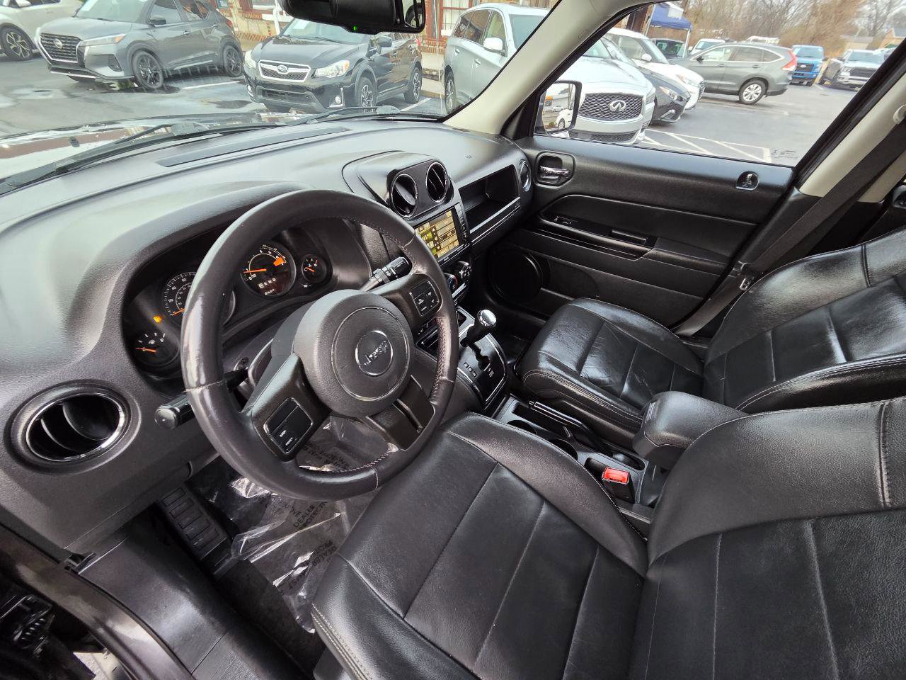 Used 2015 Jeep Patriot High Altitude image 14
