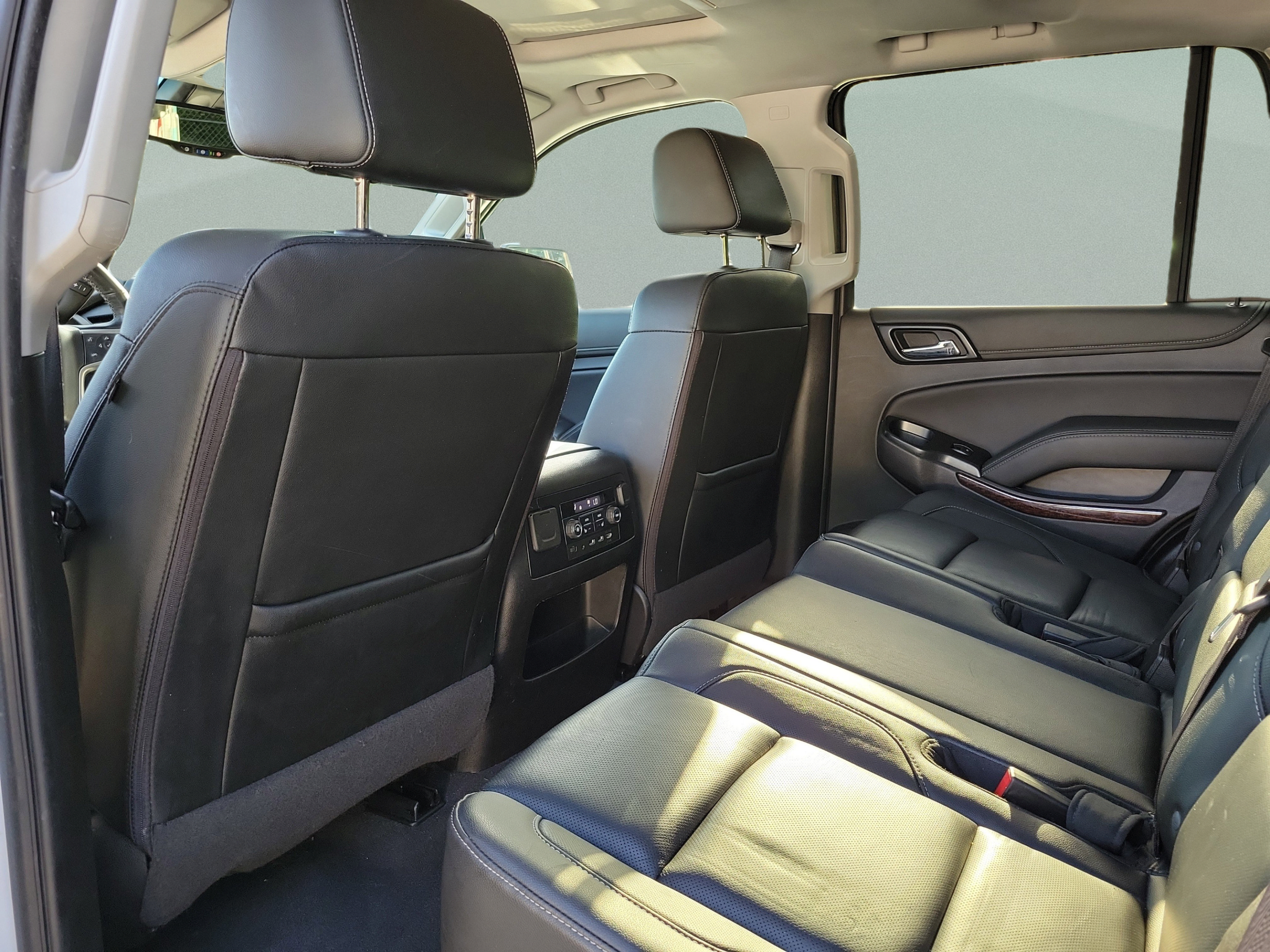 Used 2020 GMC Yukon SLT w/ Open Road Package RWD image 7