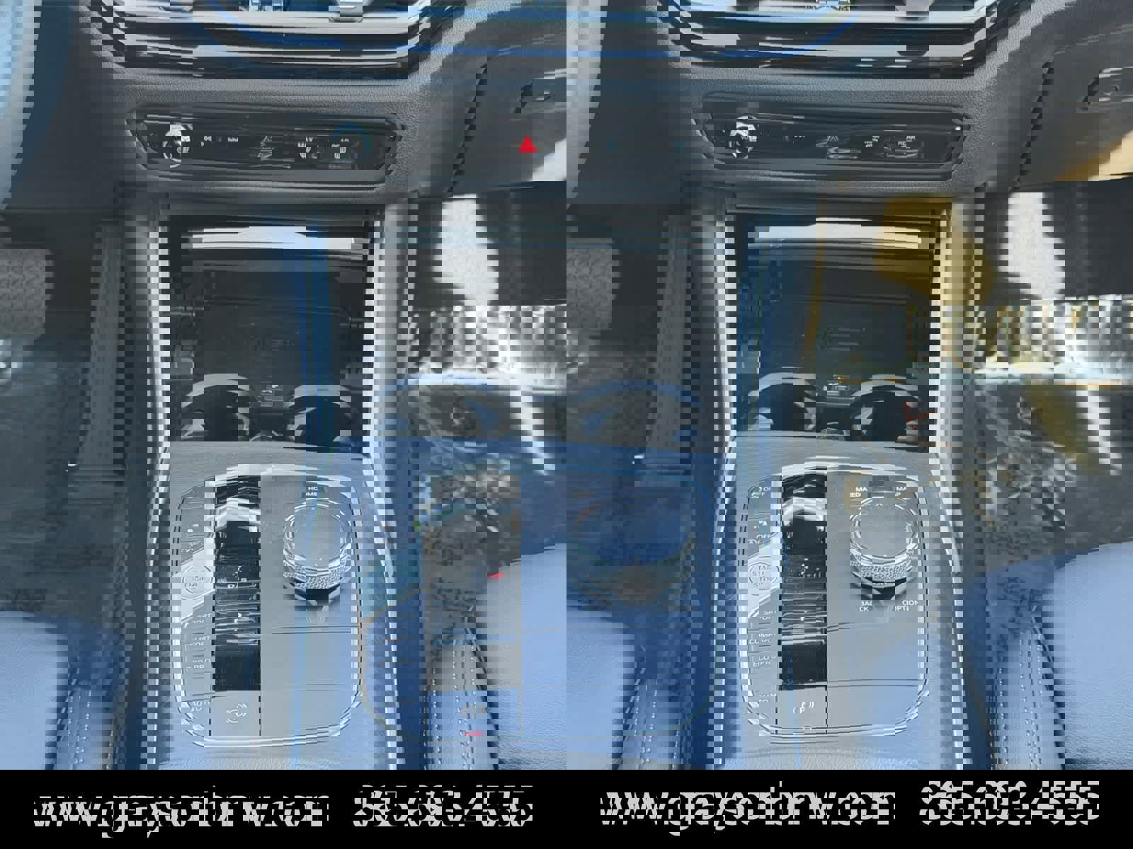 Used 2023 BMW 330i xDrive Sedan w/ Driving Assistance Package image 18