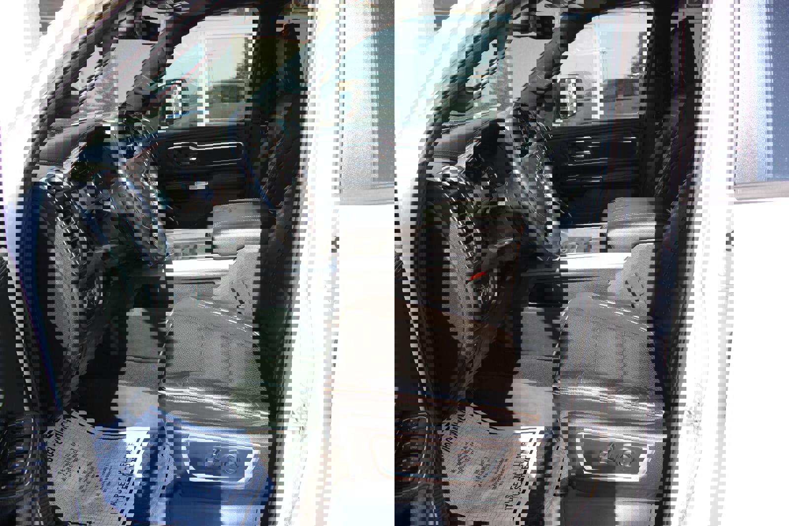 Used 2023 RAM 1500 Laramie image 13