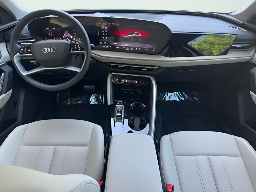 Certified 2025 Audi Q5 Premium AWD/4WD image 23