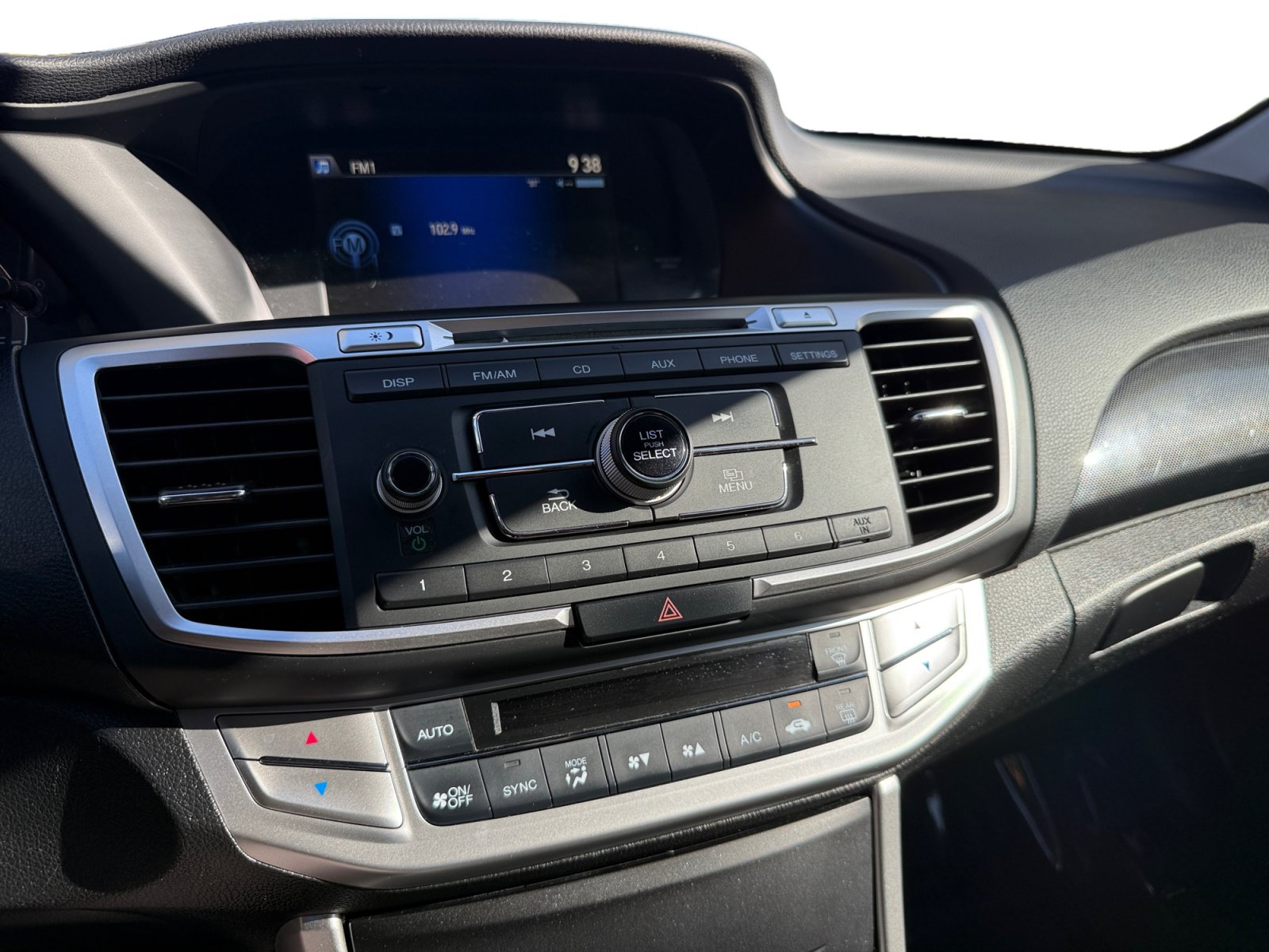 Used 2015 Honda Accord Sport image 12