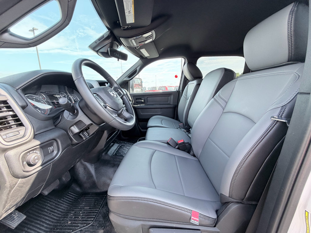 New 2026 RAM 3500 Tradesman w/ Chrome Appearance Group A AWD/4WD image 19