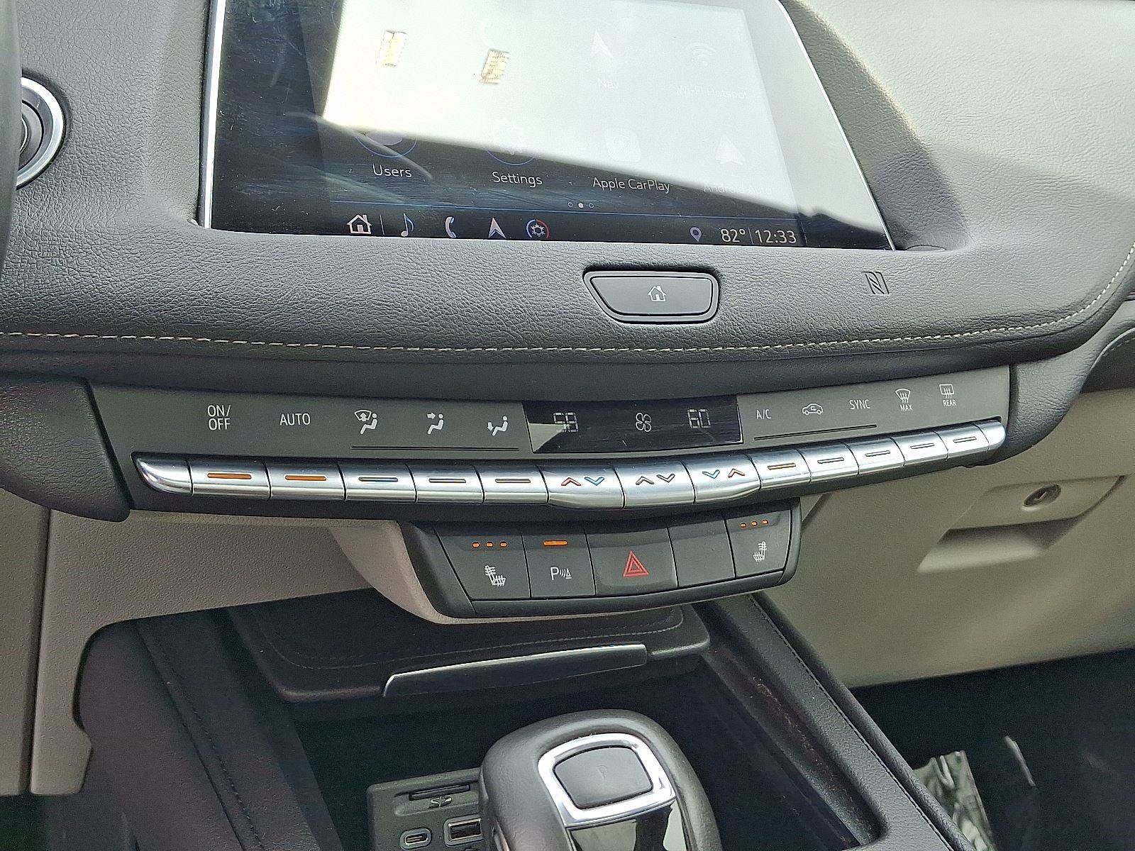 Used 2019 Cadillac XT4 Luxury w/ Cold Weather Package image 16