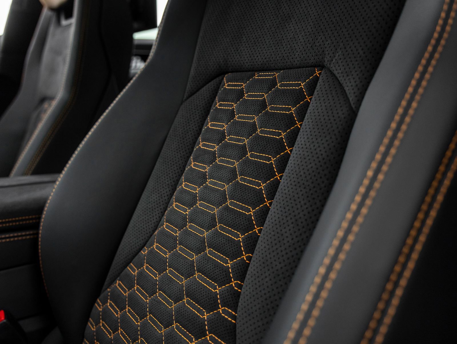 Used 2024 Lamborghini Urus S image 35