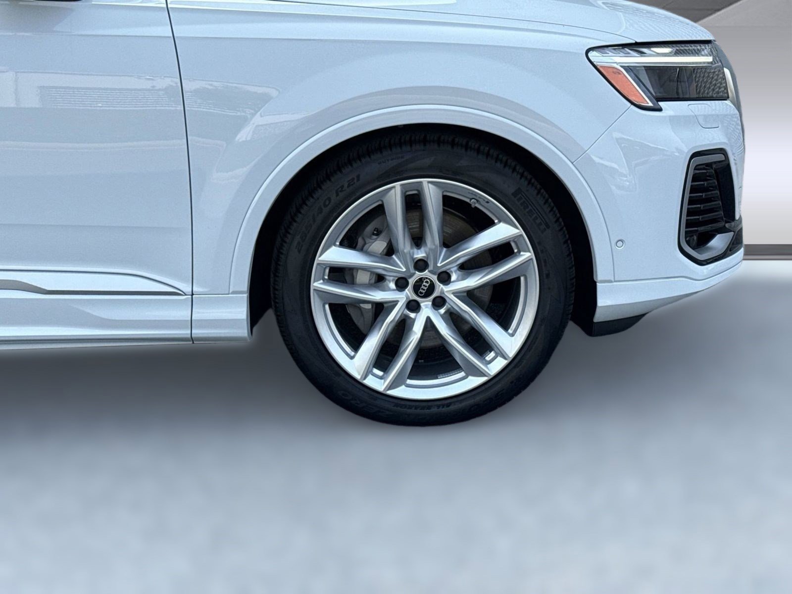 New 2025 Audi Q7 3.0T Premium Plus image 12