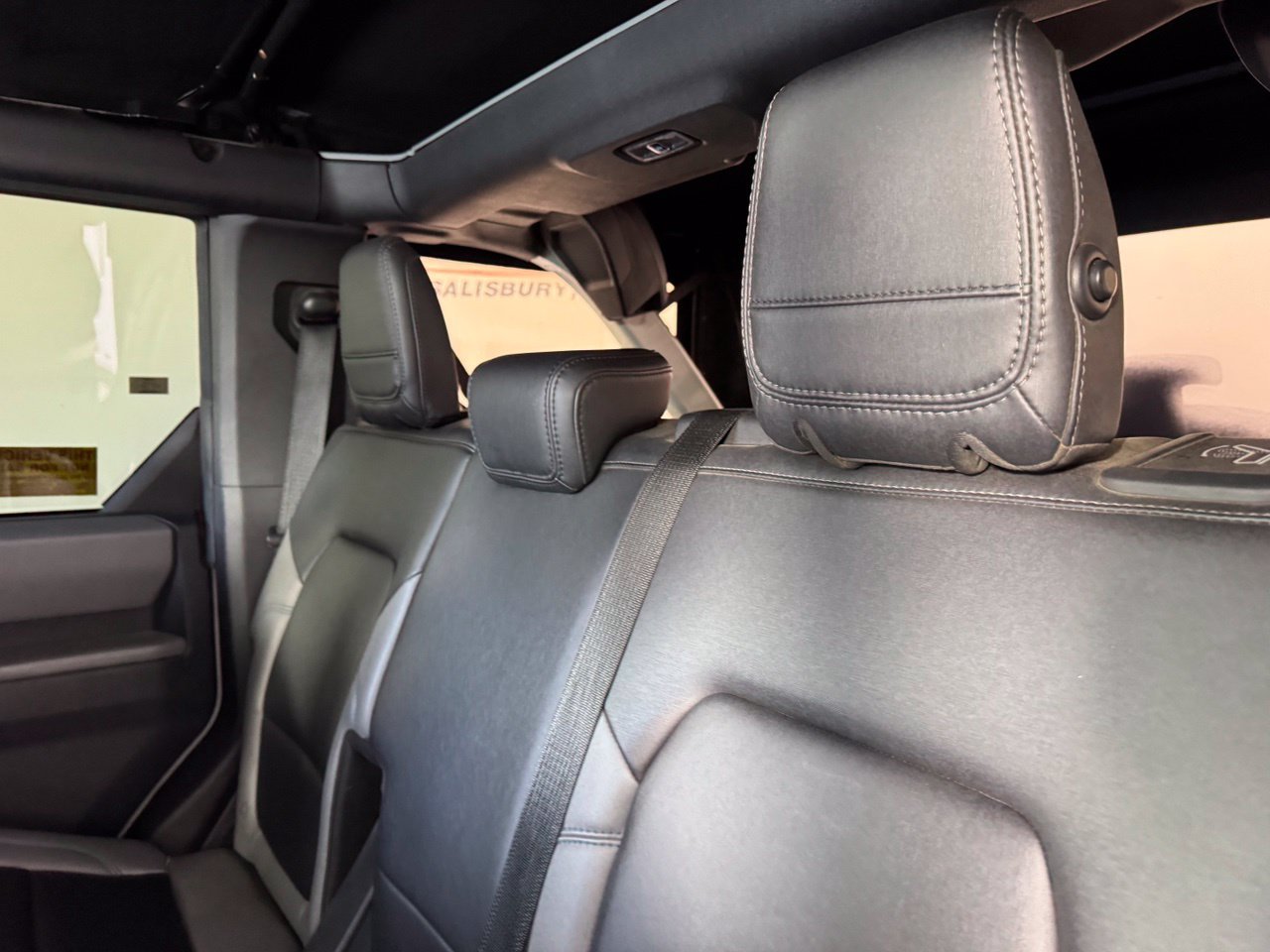 Used 2022 Ford Bronco Black Diamond AWD/4WD image 11