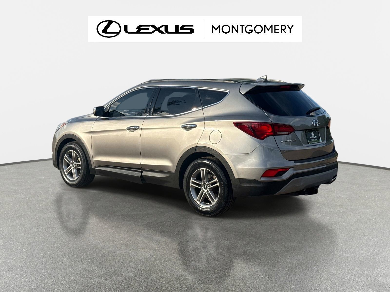 Used 2018 Hyundai Santa Fe Sport w/ 2.4L Value Package 02 image 5