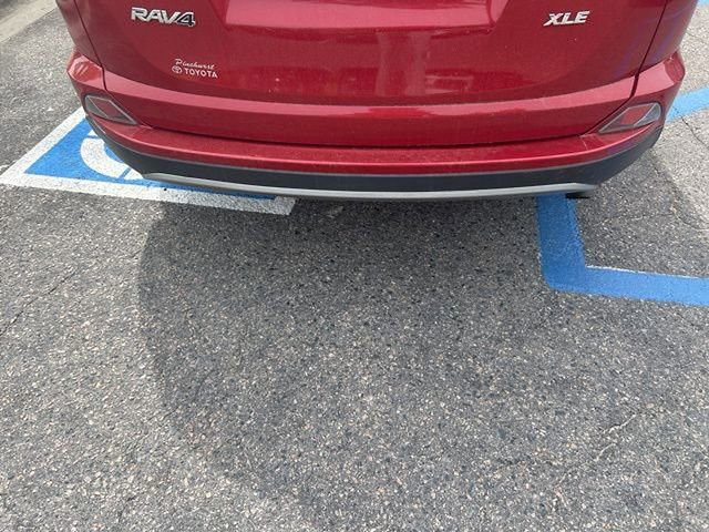 Used 2017 Toyota RAV4 XLE image 5