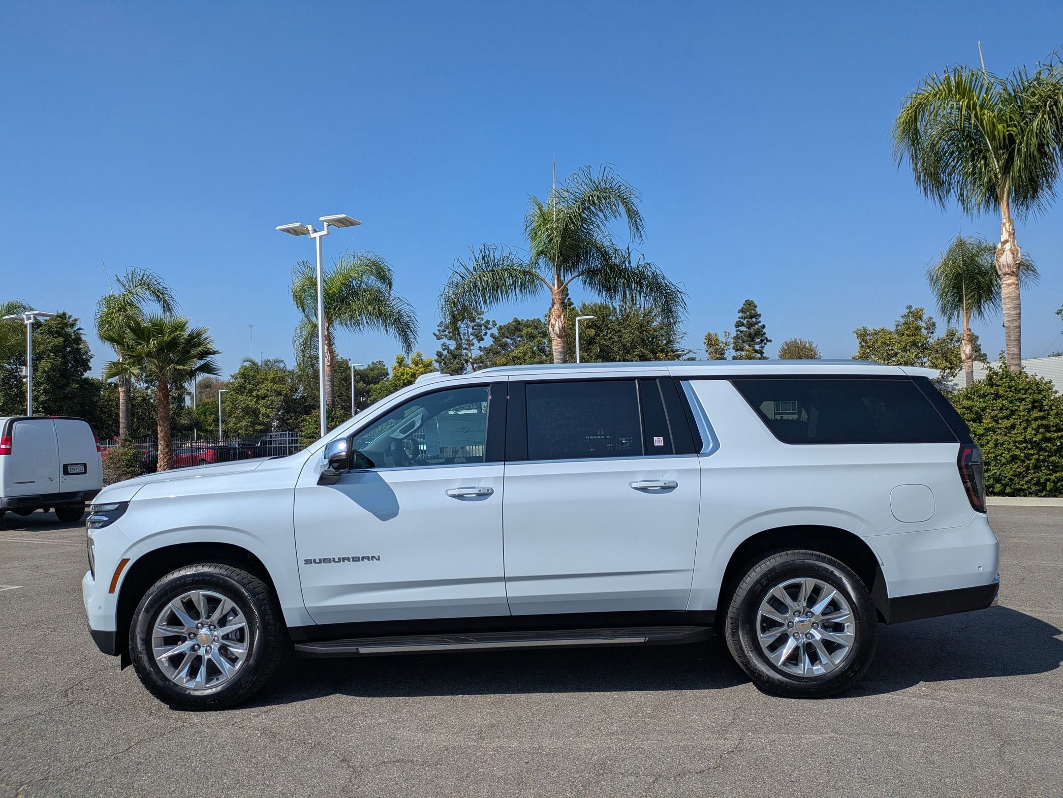 New 2026 Chevrolet Suburban Premier image 2