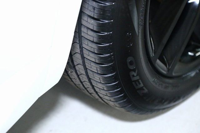 Certified 2025 Land Rover Discovery Sport S image 37