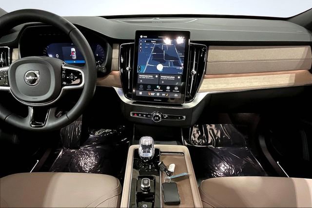 New 2026 Volvo XC90 B6 Plus image 6