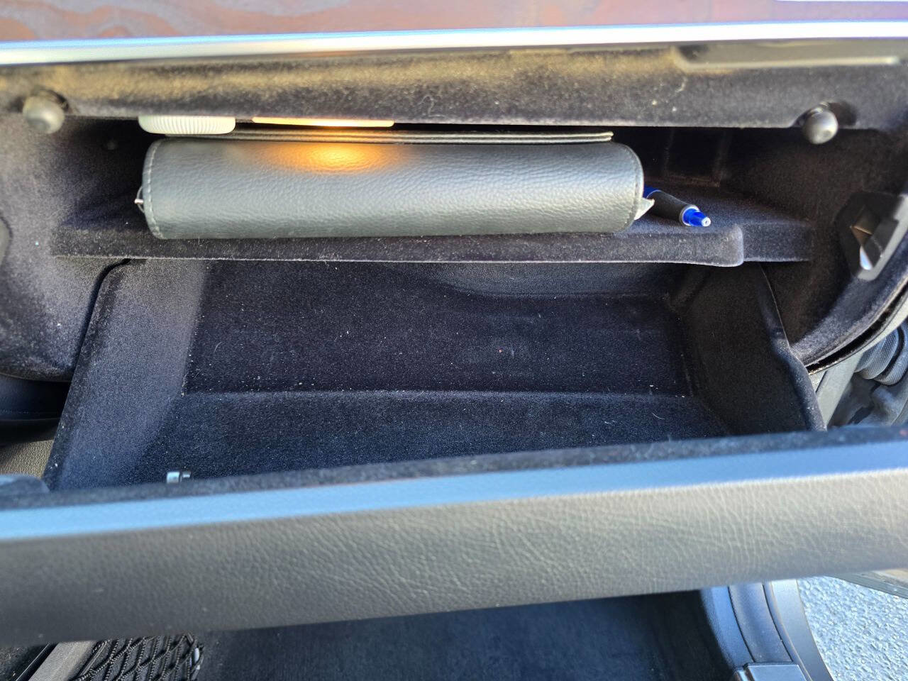 Used 2016 Mercedes-Benz E 400 E 400 4MATIC AWD 4dr Sedan image 33