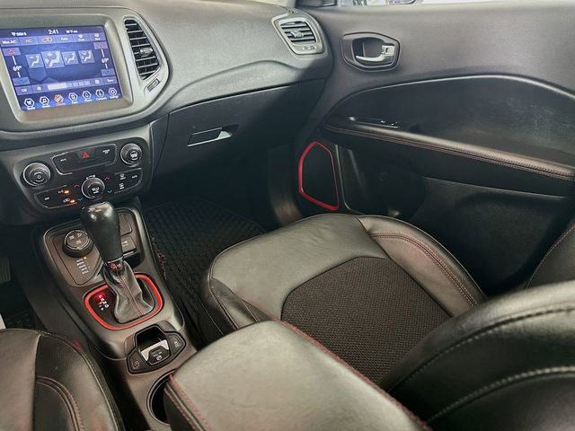 Used 2020 Jeep Compass Trailhawk image 22