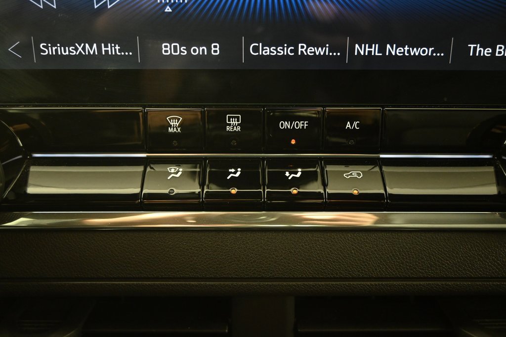 Used 2024 Chevrolet Colorado Trail Boss w/ Advanced Trailering Package image 28