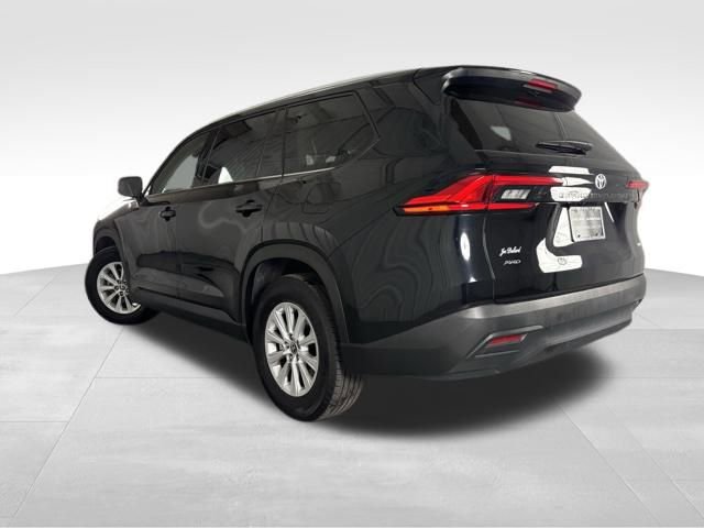 Used 2024 Toyota Grand Highlander XLE image 5